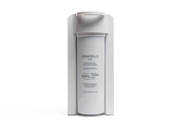 Reverse osmosis water filter with integrated membrane filter for clean drinking water, high efficiency, and long lifespan, ideal for home water purification systems.