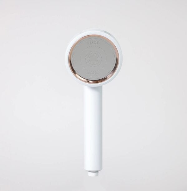 Filterplace.eu luxury shower head with rose gold accents for modern bathroom decor.