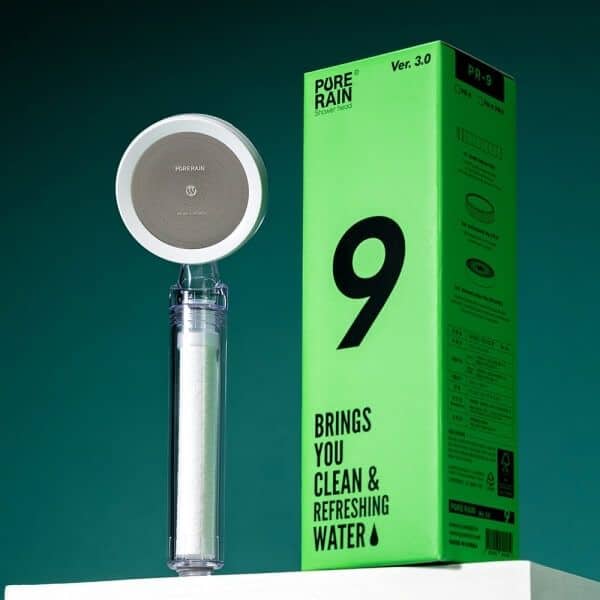 Replaceable water filter cartridge for improving tap water quality and taste from filterplace.eu.