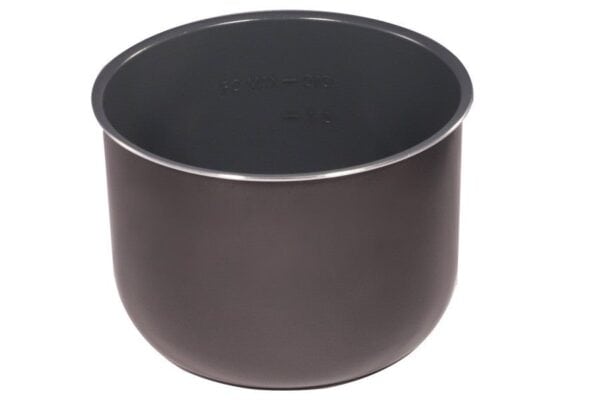 Black cylindrical filter housing for water filtration systems. Durable and high-quality, ideal for home and industrial filtration solutions. Efficiently removes impurities for clean water.
